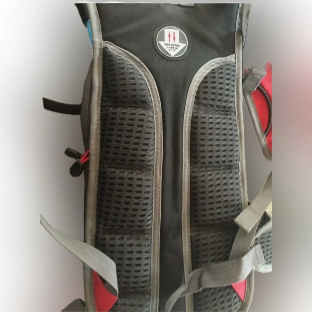 High Sierra HydraHike Outdoors Hiking Technical Travel Backpack Bag Red & Grey